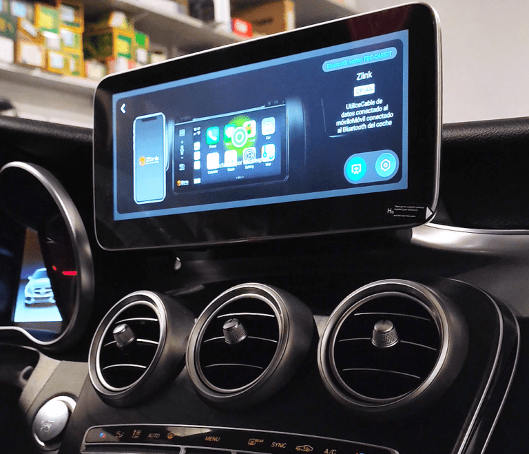 Pantalla multimedia mercedes con carplay y android auto